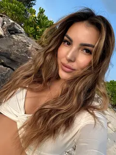 Akerke escort in Hong Kong