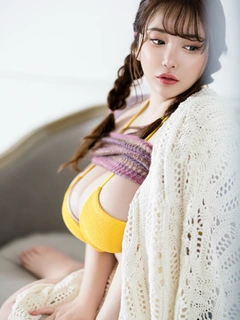 Amina escort in Hong Kong