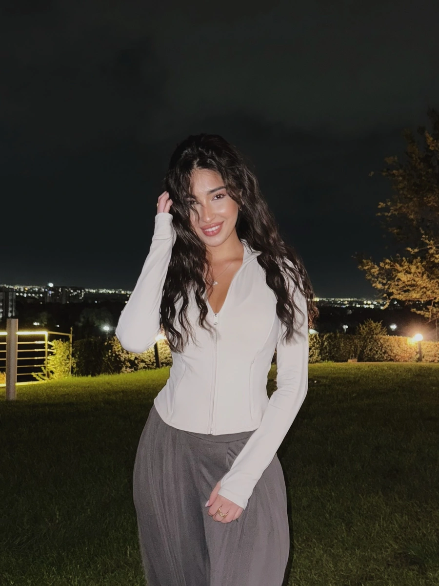 Kamilya escort in Hong Kong