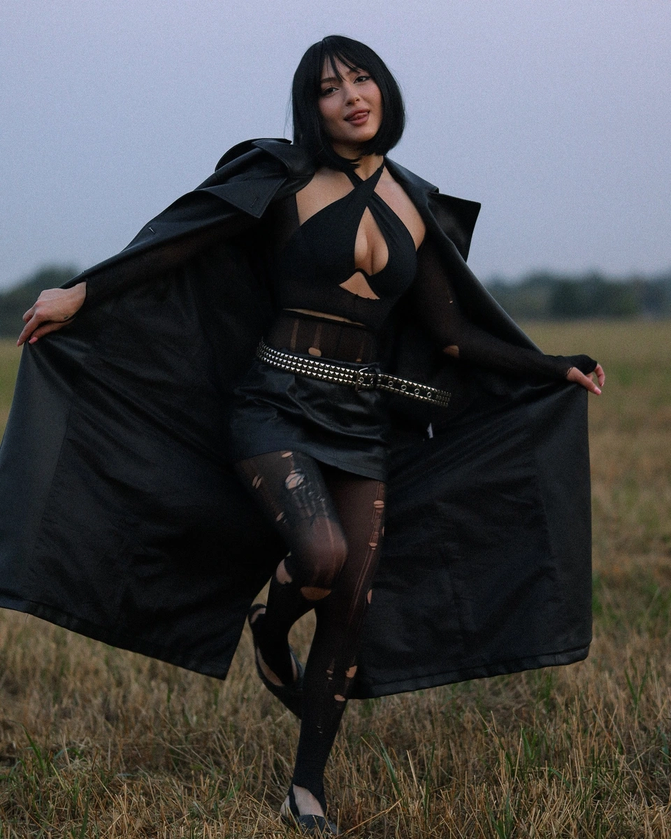 Patricia escort in Hong Kong