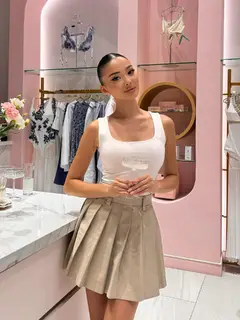 Samal escort in Hong Kong