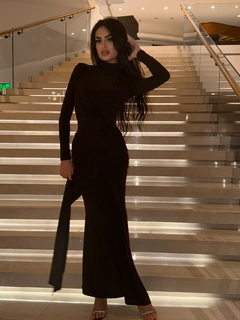 Sholpan escort in Hong Kong